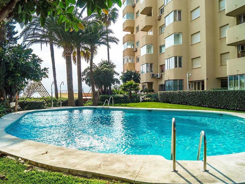 Urbanizacion Puerto Paraiso Estepona Esterno foto